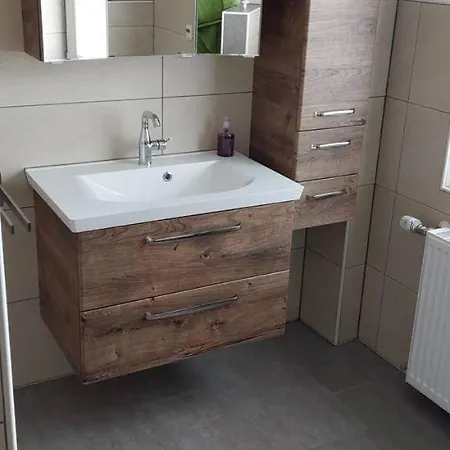 Апартаменты Fewo Mogendorf *